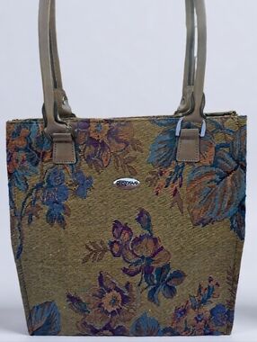 Vintage Pegasus Floral Tapestry Tote Bag - Earthy Tones & Vegan Leather Handles